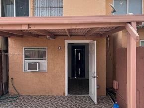4372 W 11th Ln 30, Hialeah FL 33012