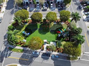 7876 NW 109th Path, Doral FL 33178