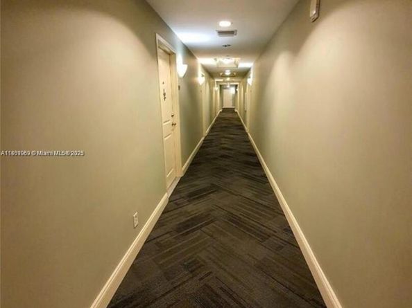 111 E Flagler St 907, Miami FL 33131