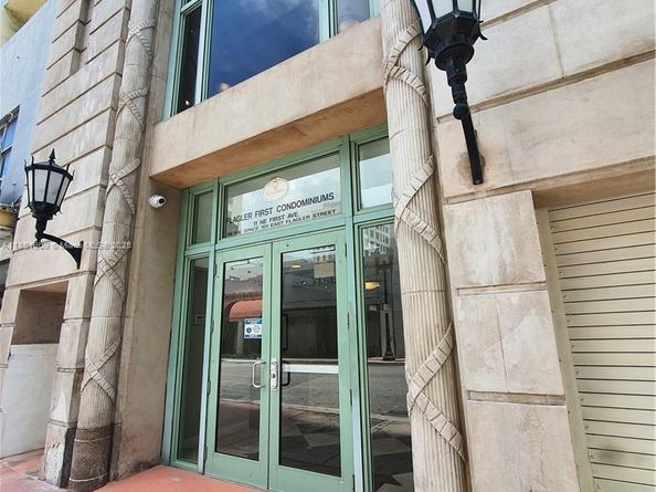 111 E Flagler St 907, Miami FL 33131