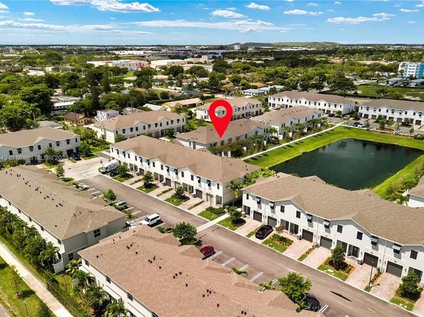 848 NW 3rd Way, Pompano Beach FL 33060