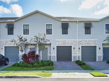 848 NW 3rd Way