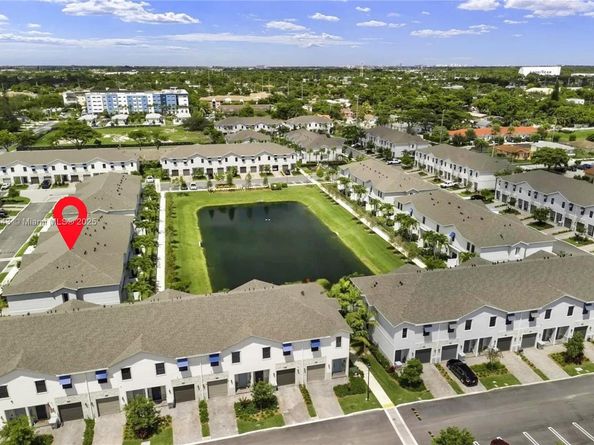 848 NW 3rd Way, Pompano Beach FL 33060