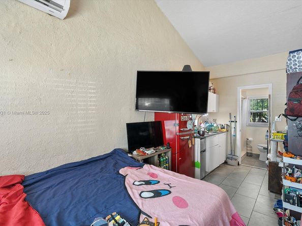 4815 NW 6th Ave, Miami FL 33127