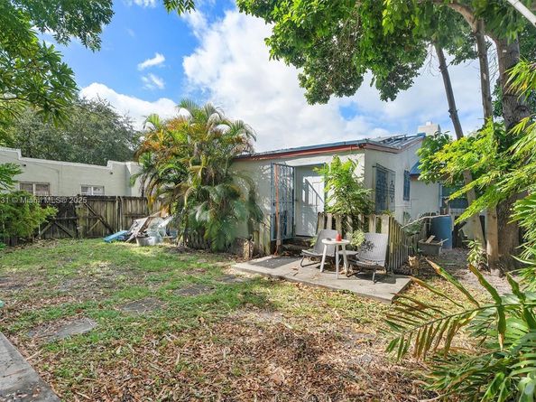 4815 NW 6th Ave, Miami FL 33127