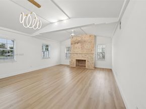 299 S Biscayne River Dr, Miami FL 33169