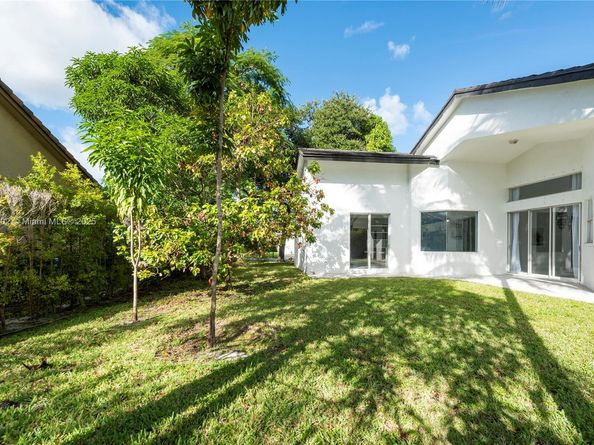 5776 NW 56th Mnr, Coral Springs FL 33067