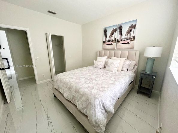 5776 NW 56th Mnr, Coral Springs FL 33067