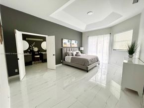 5776 NW 56th Mnr, Coral Springs FL 33067