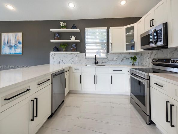 5776 NW 56th Mnr, Coral Springs FL 33067