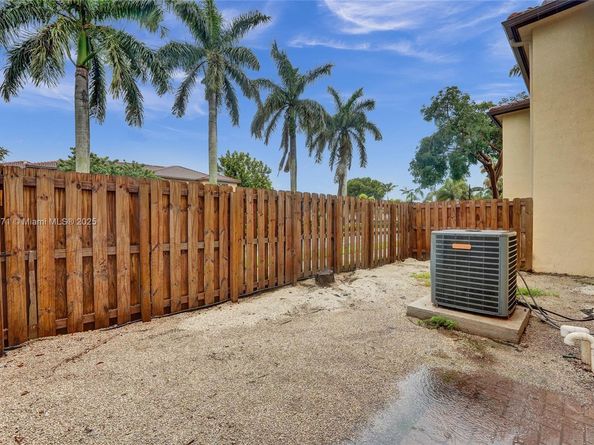 1485 NE 33rd Rd 1111, Homestead FL 33033