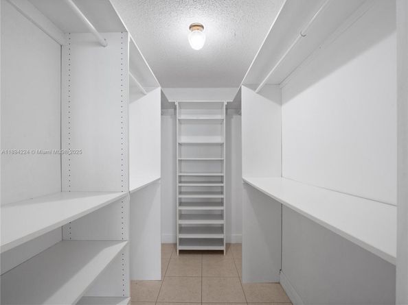 3161 S Ocean Dr 1201, Hallandale Beach FL 33009