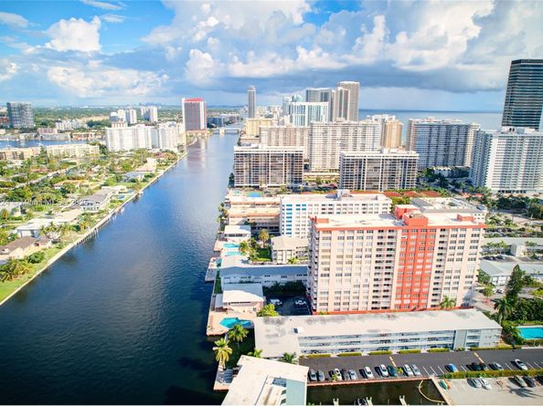 3161 S Ocean Dr 1201, Hallandale Beach FL 33009