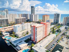 3161 S Ocean Dr 1201, Hallandale Beach FL 33009