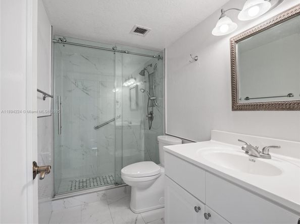 3161 S Ocean Dr 1201, Hallandale Beach FL 33009