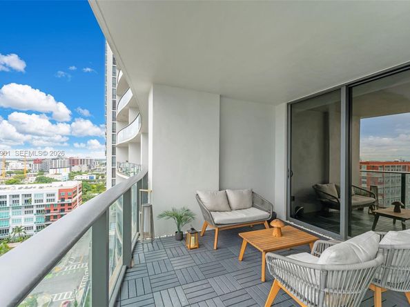 1600 NE 1st Ave 1511, Miami FL 33132