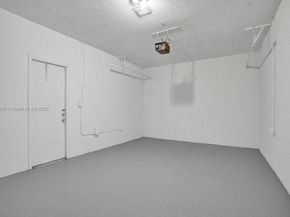 2444 Raleigh St, Hollywood FL 33020