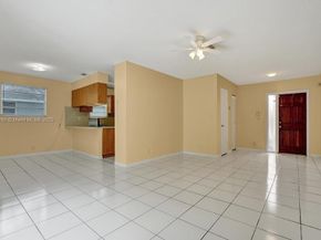 2444 Raleigh St, Hollywood FL 33020