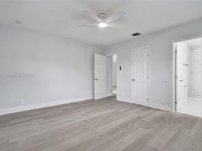 2444 Raleigh St, Hollywood FL 33020