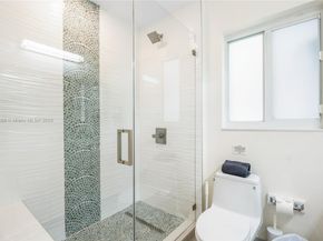 281 SE 3rd Ct, Pompano Beach FL 33060