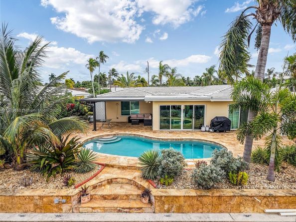 281 SE 3rd Ct, Pompano Beach FL 33060