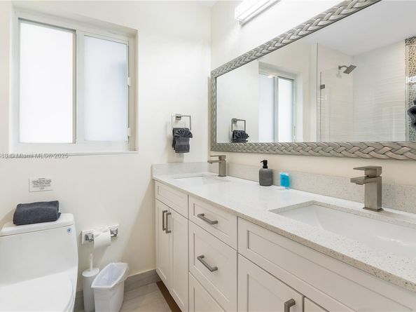 281 SE 3rd Ct, Pompano Beach FL 33060