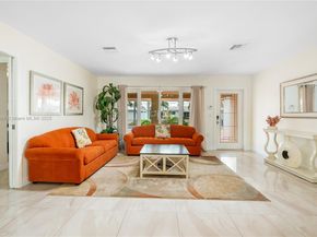 281 SE 3rd Ct, Pompano Beach FL 33060