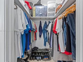 2016 Bay Dr 203, Miami Beach FL 33141