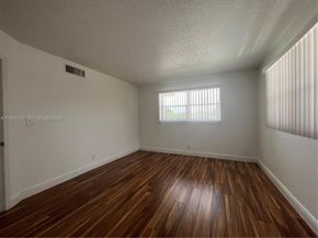 7820 S Colony Cir S 301, Tamarac FL 33321