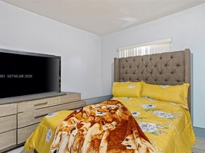 422 NW 84th St 422, Miami FL 33150