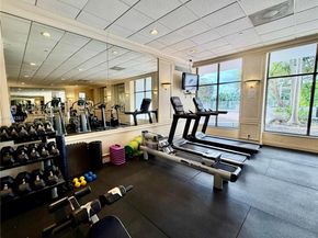 5700 Collins Ave 14M, Miami Beach FL 33140