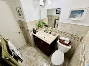 5700 Collins Ave 14M, Miami Beach FL 33140