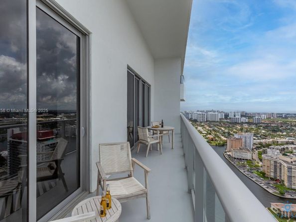 4010 S Ocean Dr T4106, Hollywood FL 33019