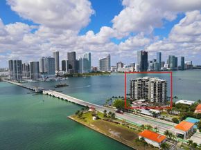 801 N Venetian Dr 201, Miami FL 33139