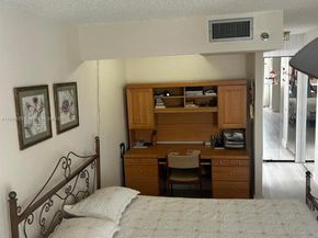 900 Saint Charles Pl 316, Pembroke Pines FL 33026