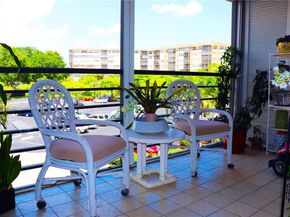 900 Saint Charles Pl 316, Pembroke Pines FL 33026