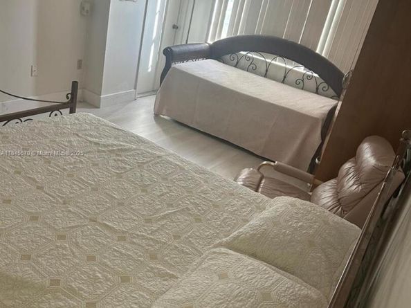 900 Saint Charles Pl 316, Pembroke Pines FL 33026