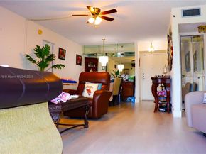 900 Saint Charles Pl 316, Pembroke Pines FL 33026