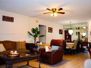 900 Saint Charles Pl 316, Pembroke Pines FL 33026