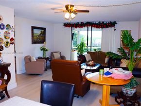 900 Saint Charles Pl 316, Pembroke Pines FL 33026