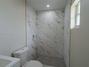 370 Flagami Blvd, Miami FL 33144