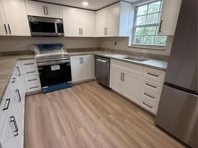 370 Flagami Blvd, Miami FL 33144