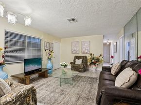 3398 NW 212th St, Miami Gardens FL 33056