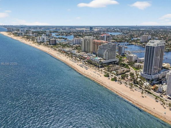 425 Bayshore Dr d3, Fort Lauderdale FL 33304