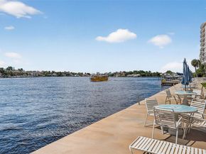 425 Bayshore Dr d3, Fort Lauderdale FL 33304