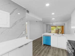 3591 Inverrary Dr 203, Lauderhill FL 33319