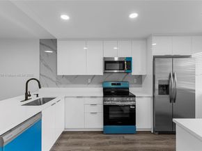 3591 Inverrary Dr 203, Lauderhill FL 33319