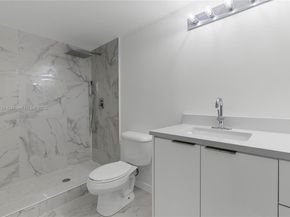 3591 Inverrary Dr 203, Lauderhill FL 33319