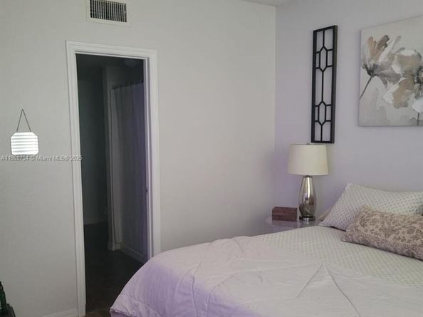 11700 SW 2nd St 13307, Pembroke Pines FL 33025