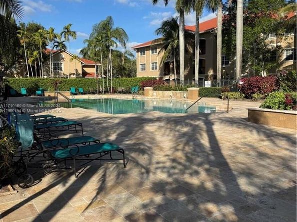 11700 SW 2nd St 13307, Pembroke Pines FL 33025